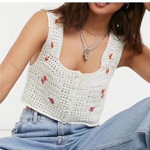 NWT Free People white knit floral embroidered crochet crop top, XL